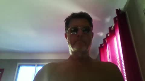 Snapshot of jerflor chatting on 27, 5, 2026 jerflor online show from 27, 5, 2026