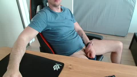 Boy likes daddies online show from 12, 4, 2026