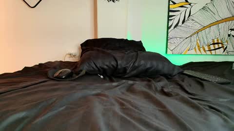 Jerlin online show from 25, 2, 2025