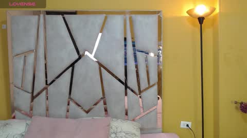 Jerlin online show from 3, 3, 2025