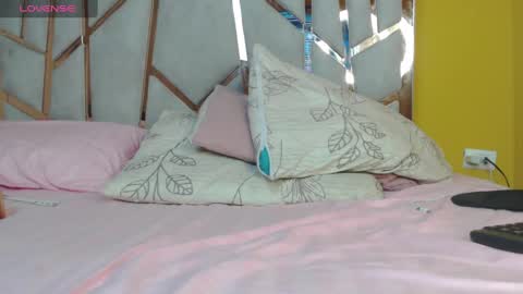 Jerlin online show from 3, 3, 2025