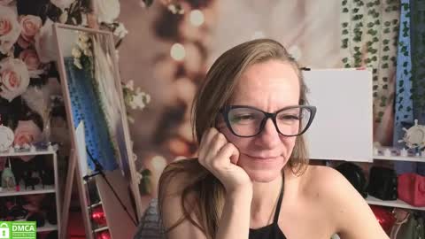 Snapshot of jesica_moon_peachyy chatting on 18, 4, 2026 jesica_moon_peachyy online show from 18, 4, 2026