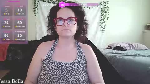 Snapshot of jessabellasm chatting on 3, 6, 2026 GoddessJessaBella online show from 3, 6, 2026