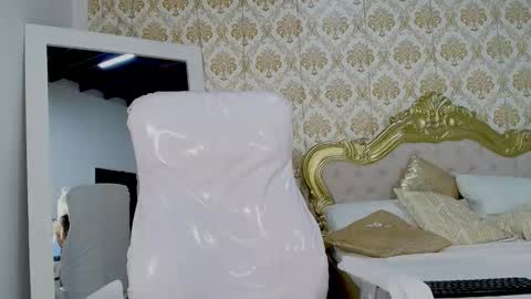 jessb_ online show from 30, 9, 2025