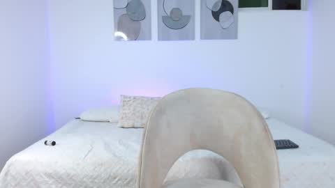 Snapshot of jessdant_luv chatting on 28, 4, 2026 Hello we are Jesse and Dante. online show from 28, 4, 2026