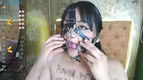   online show from 4, 2, 2025