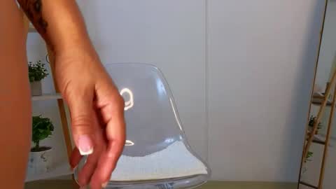 bella  adams online show from 6, 3, 2026