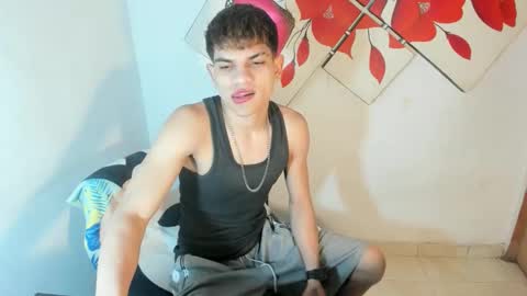 Snapshot of jesshot_bigcock chatting on 10, 5, 2026 jesshot_bigcock online show from 10, 5, 2026