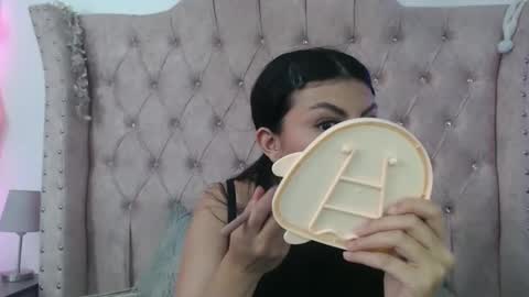 Jessica  online show from 21, 11, 2025