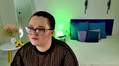 Natalia online show from 26, 2, 2025