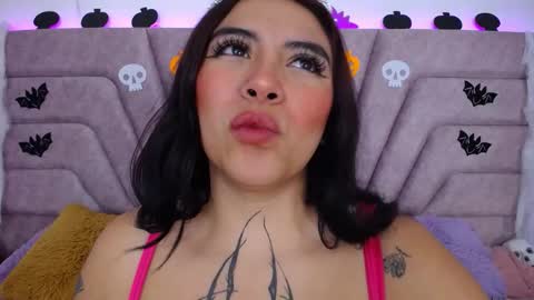 Jessica Kraft online show from 30, 10, 2025