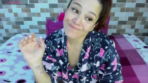 Snapshot of jessica_robertss chatting on 27, 4, 2026 jessimodel independient online show from 27, 4, 2026