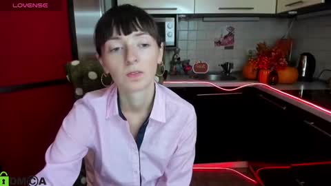 jessicaforris online show from 5, 11, 2025