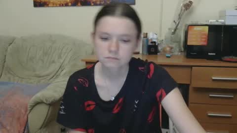 Snapshot of jessicaholland1 chatting on 21, 5, 2026 jessicaholland1 online show from 21, 5, 2026