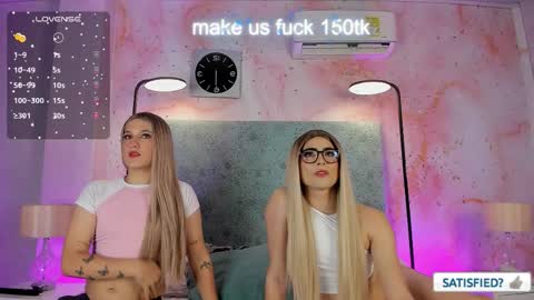 JESSI AND NAOMI online show from 12, 9, 2025