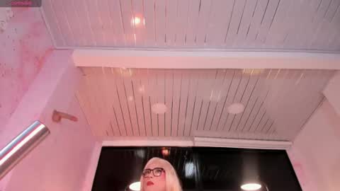 JESSI AND NAOMI online show from 11, 7, 2026