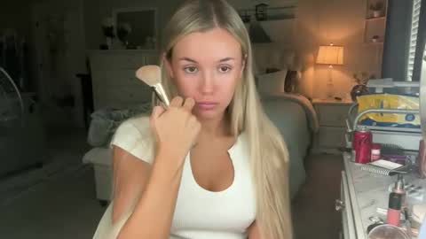 Snapshot of jessicaparkerrr chatting on 3, 11, 2025 Jessica Parker online show from 3, 11, 2025