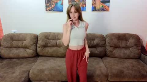 Snapshot of jessicavernes chatting on 7, 7, 2026 Hi my names Jessica online show from 7, 7, 2026