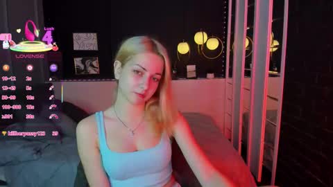 Snapshot of jessie_cuti chatting on 5, 12, 2025 Jessie online show from 5, 12, 2025