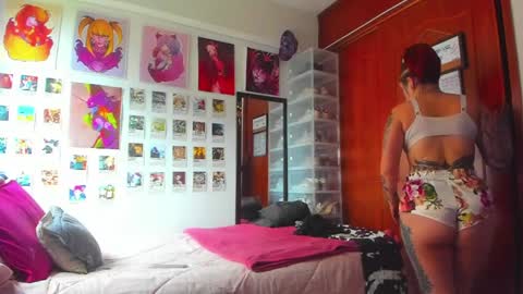 Snapshot of jessie_williams_01 chatting on 2, 6, 2026 Your Sweet Angel online show from 2, 6, 2026
