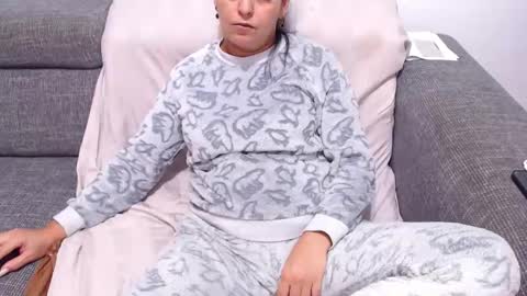 jessiestar3 online show from 11, 11, 2025