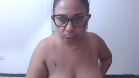 paola online show from 11, 4, 2026