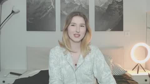 jessstonem online show from 30, 10, 2025