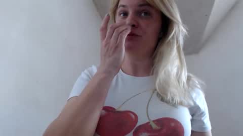 jessyangels online show from 7, 4, 2026