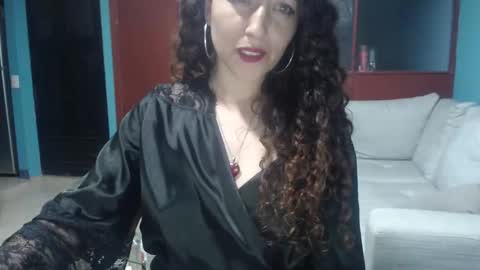 Snapshot of jessymoon00 chatting on 25, 5, 2026 jessy online show from 25, 5, 2026