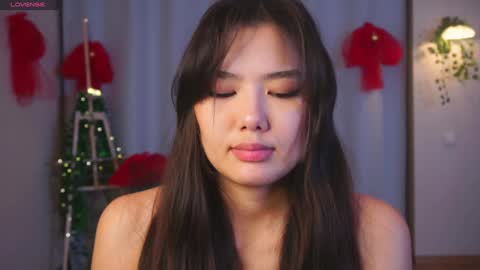 Hi all. My name is Naomi and Im glad to see you in my room  online show from 16, 1, 2025