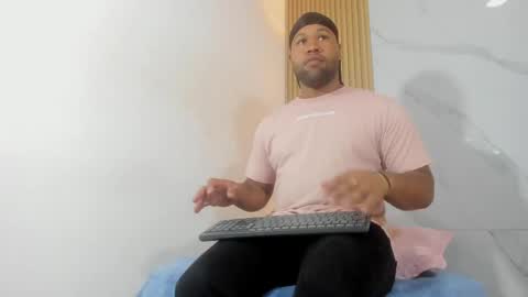 jeus_stanley online show from 20, 4, 2026