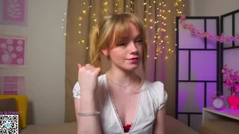 Gwen online show from 8, 4, 2026