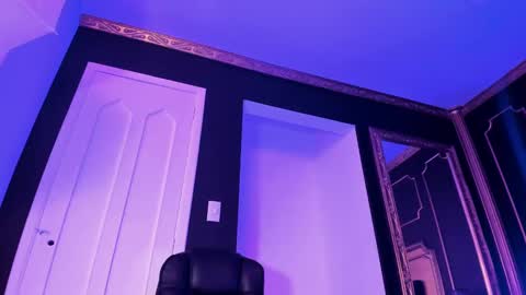 Snapshot of jeylee_ chatting on 7, 3, 2025 Jeyy online show from 7, 3, 2025