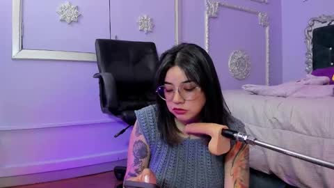 Snapshot of jeylee_ chatting on 13, 10, 2025 Jeyy online show from 13, 10, 2025