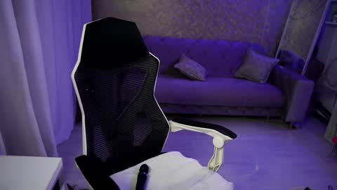 Snapshot of jeyssy69 chatting on 22, 12, 2024 Jeyssy also Andra  online show from 22, 12, 2024