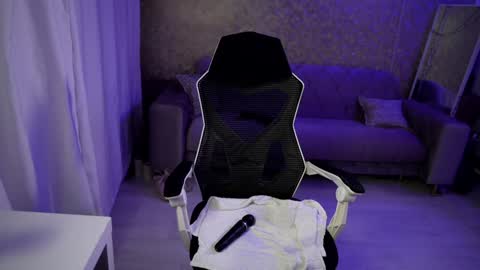 Snapshot of jeyssy69 chatting on 12, 1, 2025 Jeyssy also Andra  online show from 12, 1, 2025