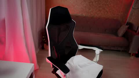 Snapshot of jeyssy69 chatting on 2, 2, 2025 Jeyssy also Andra  online show from 2, 2, 2025