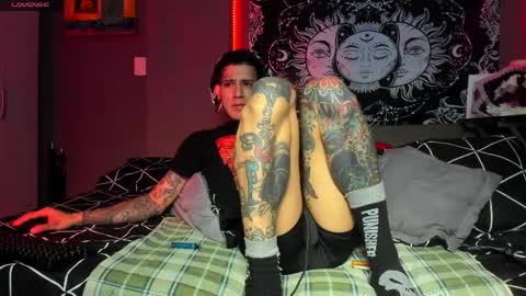 Snapshot of jhonny_ackerman chatting on 7, 4, 2026 jhonny_ackerman online show from 7, 4, 2026