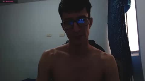 Snapshot of jhonny_hot_s chatting on 14, 2, 2025 Jhonny independent model online show from 14, 2, 2025