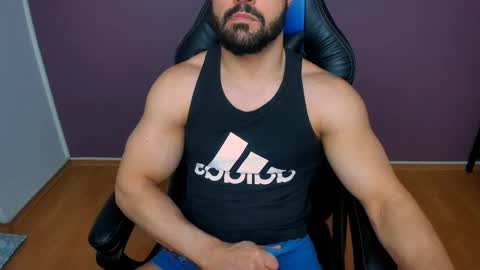 Snapshot of jhonnyboy007 chatting on 19, 2, 2025 Black Diamond online show from 19, 2, 2025