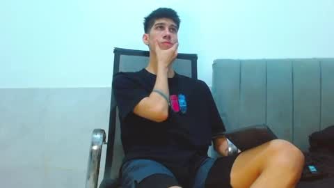 Snapshot of jhony_sex3 chatting on 30, 5, 2026 jhony_sex3 online show from 30, 5, 2026