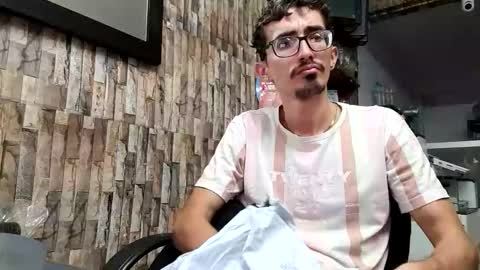 Jhosuamoore  online show from 4, 3, 2026