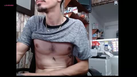 Snapshot of jhosuamoore2 chatting on 22, 4, 2026 jhosuamoore2 online show from 22, 4, 2026