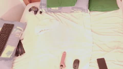 Snapshot of jhoxy_m chatting on 5, 7, 2026 Hello iam hoxy ready to get wet online show from 5, 7, 2026