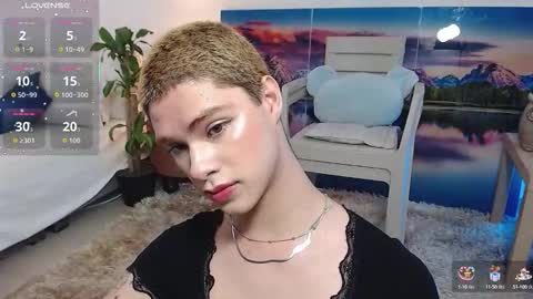 Jhuan Nhez online show from 9, 10, 2025