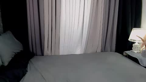 jhuliana_and_charles_room online show from 22, 11, 2025