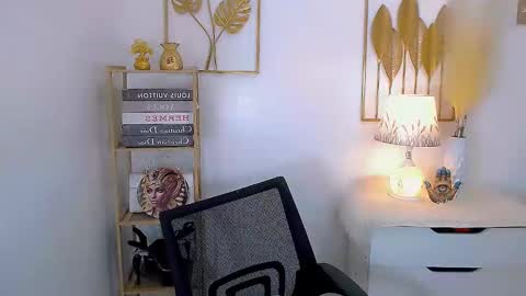 Snapshot of jhulianagrey chatting on 2, 1, 2025 julie online show from 2, 1, 2025