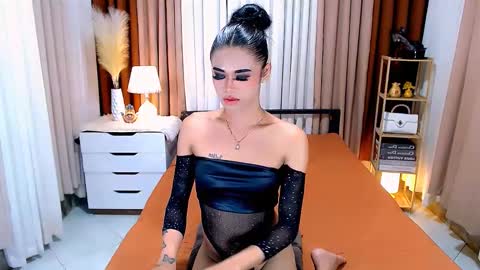 Snapshot of jhulianagrey chatting on 17, 1, 2025 julie online show from 17, 1, 2025