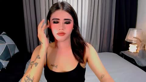 Snapshot of jhulianagrey chatting on 3, 12, 2025 julie online show from 3, 12, 2025