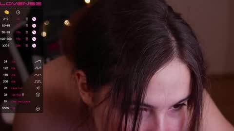 Snapshot of jia_lisaa chatting on 5, 1, 2025 jia_lisaa online show from 5, 1, 2025